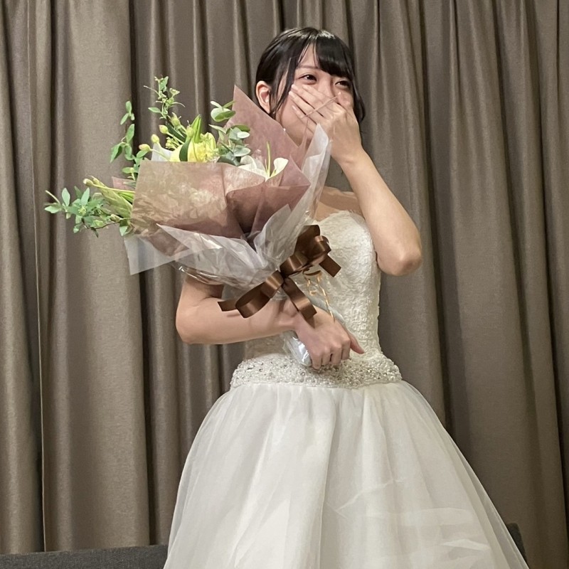 FC2-PPV-3237415 – [Finally on sale] Erika-chan's tearful graduation wedding!  – Challenge the reward at the fan thanksgiving personal photo session!  – Pre-sale version with photo book! – EP 2